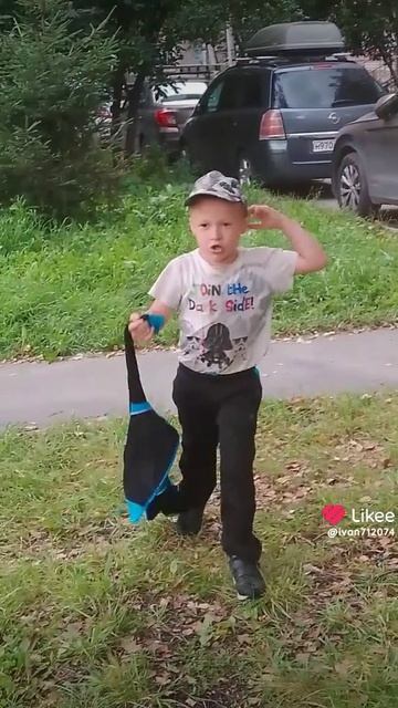 фильм о нападении могущественного человека на человека 2 день