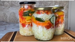 Маринуем капусту с овощами.