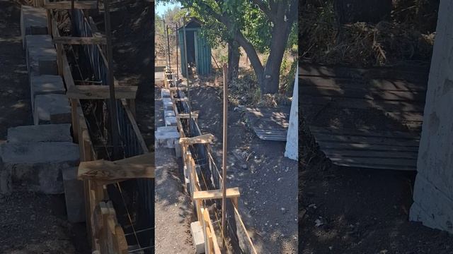 Снял опалубку с фундамента. Косяки во всей красе