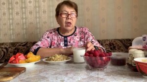 Пришла пора завтракать.