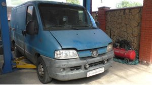 Попытка устранить течь соляры с ТНВД на Peugeot Boxer 2 2,2 дизель Пежо Боксер 2 2002 года