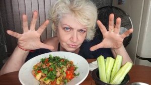 Мукбанг СОВСЕМ Страх Потеряли!Только Учиться ЗАКОНЧИЛА, А Уже Зовут На Работу...