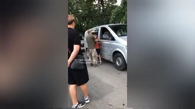 ‼️🇺🇦🤬 Людолов напал на ребенка и пытался его задушить в Одессе,ребёнок запомнит это на всю жизнь