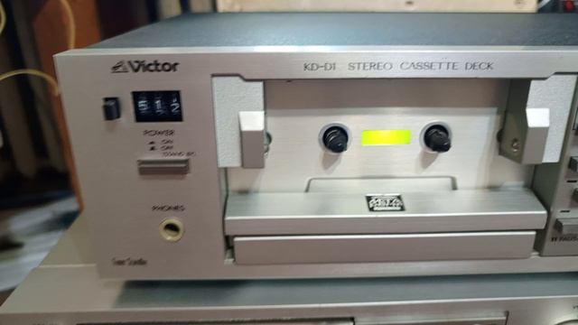 Victor KD-D1