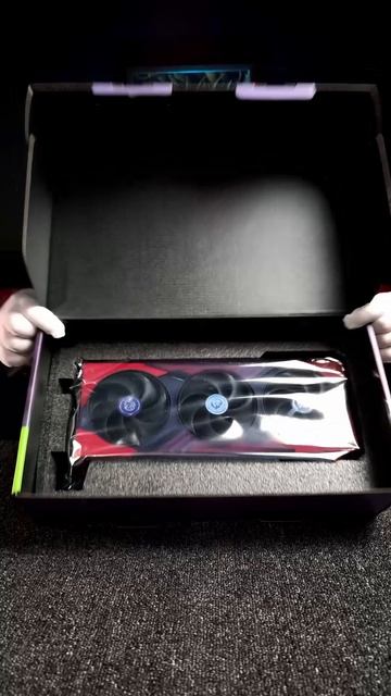 MSI RTX 5070 Ti MLG Edition OC — Первый взгляд
