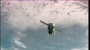 Расстыковка Союз МС-27 и МКС