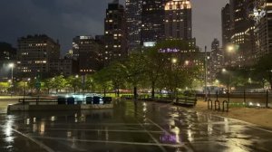 Прогулка под ночным дождем в Чикаго ☔️ Звуки дождя, грозы и зонтика в формате ASMR 4K