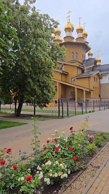 Белгород, храм Веры, Надежды, Любови и матери их Софии
