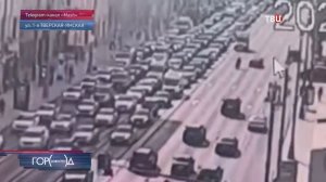 Смертельное ДТП с мотоциклистом в центре Москвы попало на видео