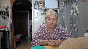 А ОН МНЕ ,ТЫ,ЧТО КУРИЦА!!! САМИ НЕ МОГУТ ЗАРАБОТАТЬ  ВОТ И ЗАВИЛУЮТ!