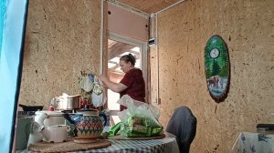 ЕДЕМ КОЕ-ЧТО КУПИТЬ, КУПИЛИ ПЛИТКУ ТРОТУАРНУЮ.