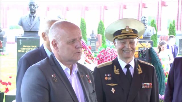 Утверждение Председателем клуба заслуженных летчиков ...Кожина И.С.