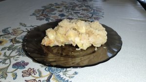 Насыпной  пирог к чаю с яблоками. Разбираю лук-севок.