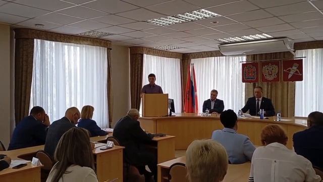 Игорь Титенков отменил плату для жителей округа за спортобъекты на набережной в Ачинске