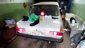 МОСКВИЧ 412! ТЫ БУДЕШЬ ТОРМОЗИТЬ!