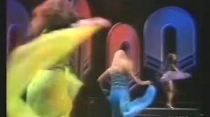 Pans People - Love on A Mountain Top - TOTP TX_ 20_12_1973 _ 03_01_1974 [Wiped].mp4