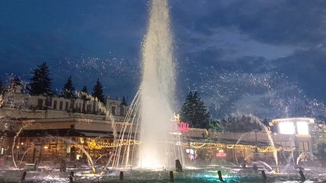 Кавказская песня.Кисловодск,светомузыкальный фонтан⛲