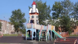 В Братске провели эксперимент - пойдут ли малыши с незнакомым человеком в неизвестном направлении