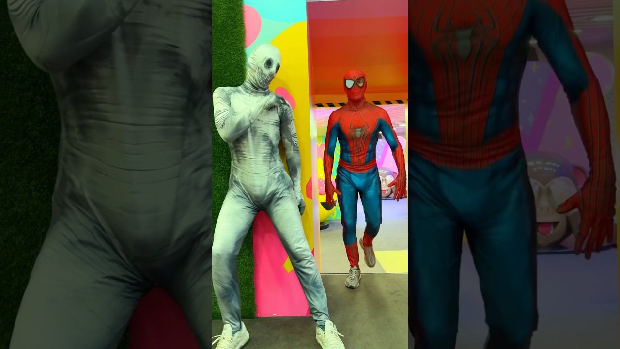 A Zombie Scared Spider-Man In A Really Funny Way  #spiderman