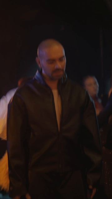 Премьера 21.08. А пока отправляй тому, с кем будешь слушать этот трек 🫂