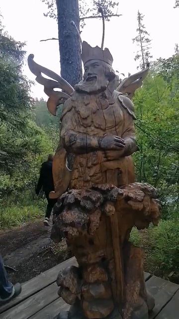 ДЕРЕВЯННЫЕ ЭЛЬФЫ