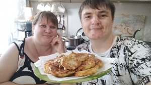 ПРИГОТОВИЛ ВКУСНЕЙШИЕ КАБАЧКИ В КЛЯРЕ / ПОВЕСИЛ НА КУХНЮ НОВЫЙ КАРНИЗ
