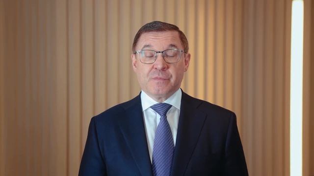 Владимир Якушев поздравил земляков с днем рождения региона
