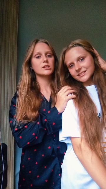 с сёстрами🔥😍
