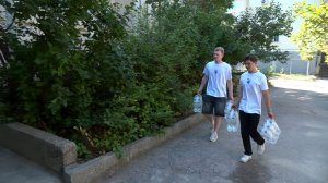 Волонтеры доставляют воду в рамках инициативы «Защитим Севастополь вместе»