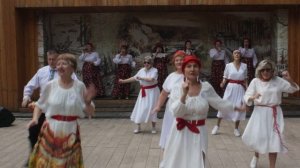 Вокальный ансамбль «Жемчужина» - «Плывёт веночек»