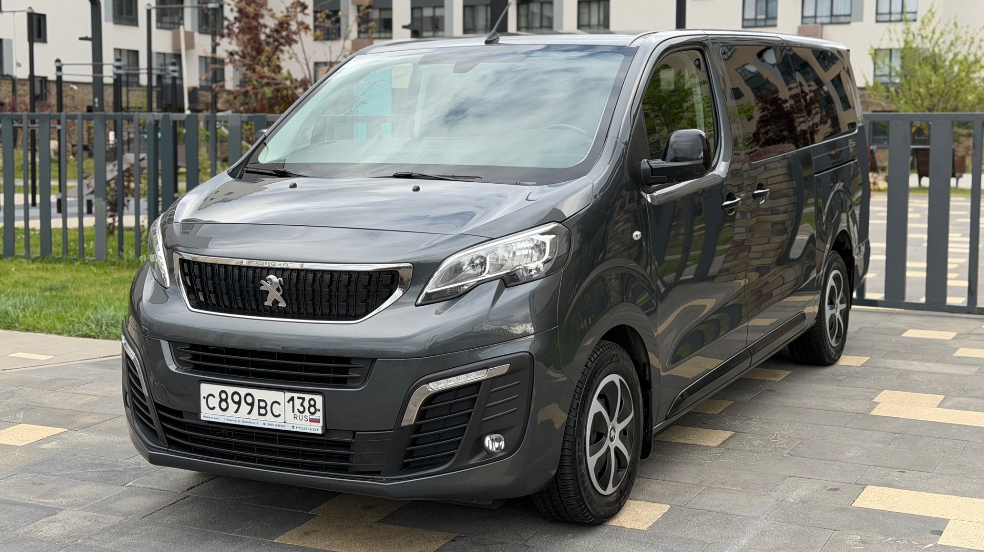 Обзор Peugeot Traveller 2019