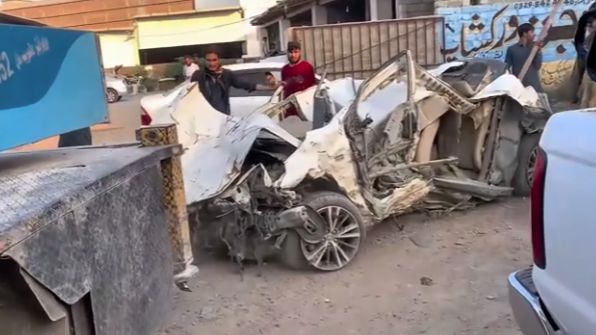 Полностью уничтоженный в ДТП автомобиль. Пакистанский ремонт