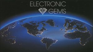 Micromomenterial - Roam The World