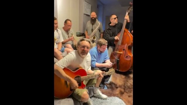 «Канье Уэст сойдёт с Небес, вот те крест сам Канье Уэст» - Шнуров