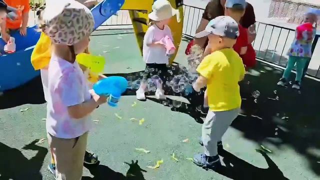 День мыльных пузырей