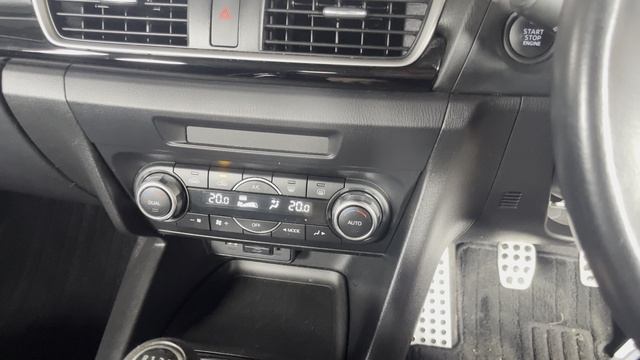 Mazda AXELA BMEFS  2015 года. №1391