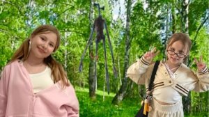 Ника и Моня на прогулке