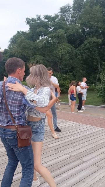 BACHATA, СКОРО ДОЖДЬ ☔