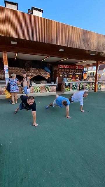 Одна из причин по которой ПОЛЮБОМУ нужно тренироваться 😁