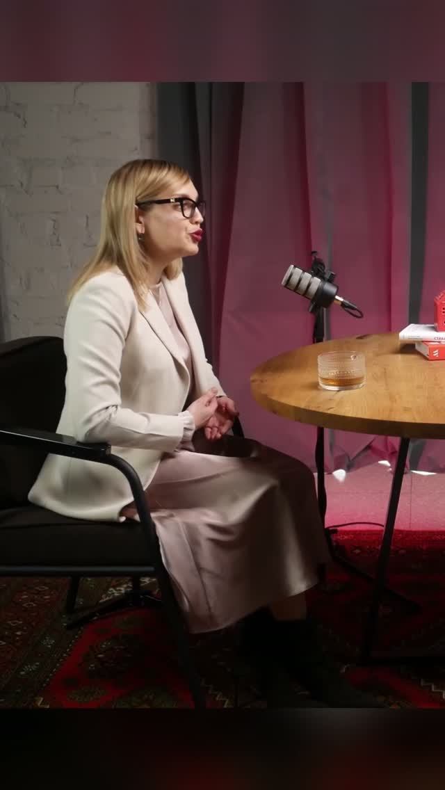 Мы людей заставляем! Марина Коротова  Алиса про business