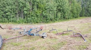 Сгребание поля 4 гектара . Про пальцы на граблях ГВВ 6 и тонкости при работе с двухкрылыми граблями.