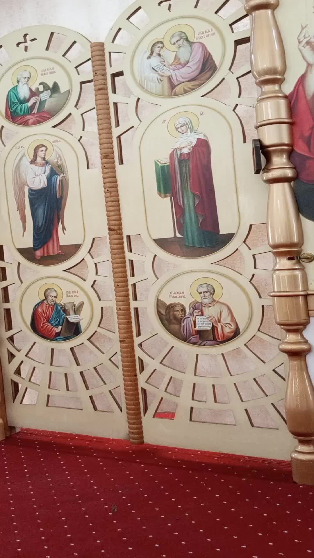 Дорогие братья и сёстры! Божественная служба храм Святой Троицы