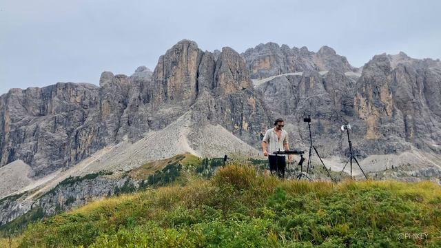Melodic House Sunset Mix In The Dolomites (RÜFÜS DU SOL, Ben Böhmer, Guy Gerber, Fahlberg)