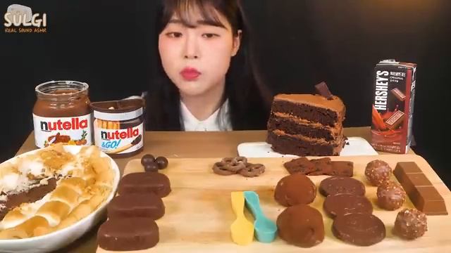 ASMR Мукбанг