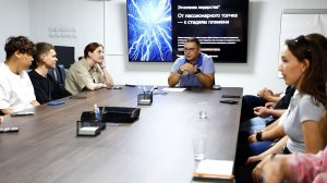 Молодёжь Уральской Стали и Загорского трубного завода учились превращать инициативу в силу команды