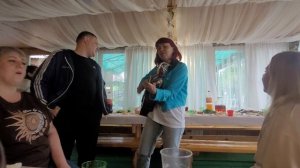 Андрей выпускной. Песни под гитару.