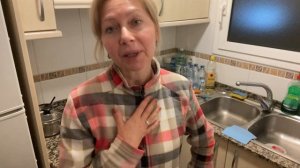 СТАВШЕЕ УЖЕ ЛЕГЕНДАРНЫМ ВИДЕО: А ТЫ КТО ПИШЕШЬ МНЕ УЧИ ИСПАНСКИЙ, УЧИ КАРАТЕ И БОКС 🤕
