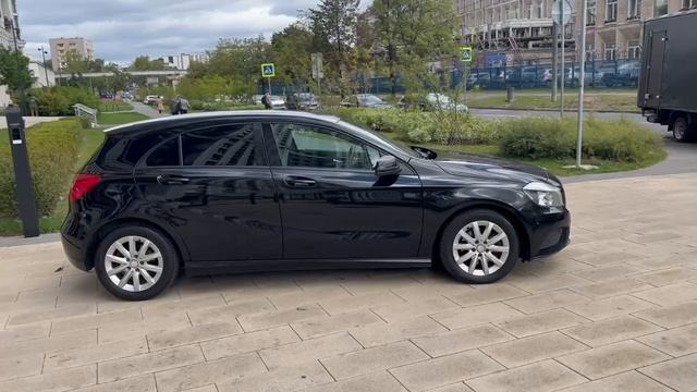 Mercedes-Benz черный