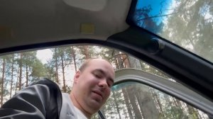Думал что гремит подвеска в авто оказалось 5 колесо открутилось