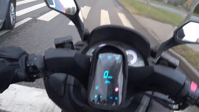 SYM GTS 250.
